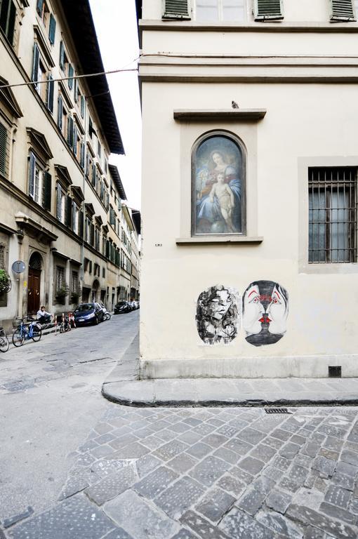Uffizi Apartment Флоренция Номер фото